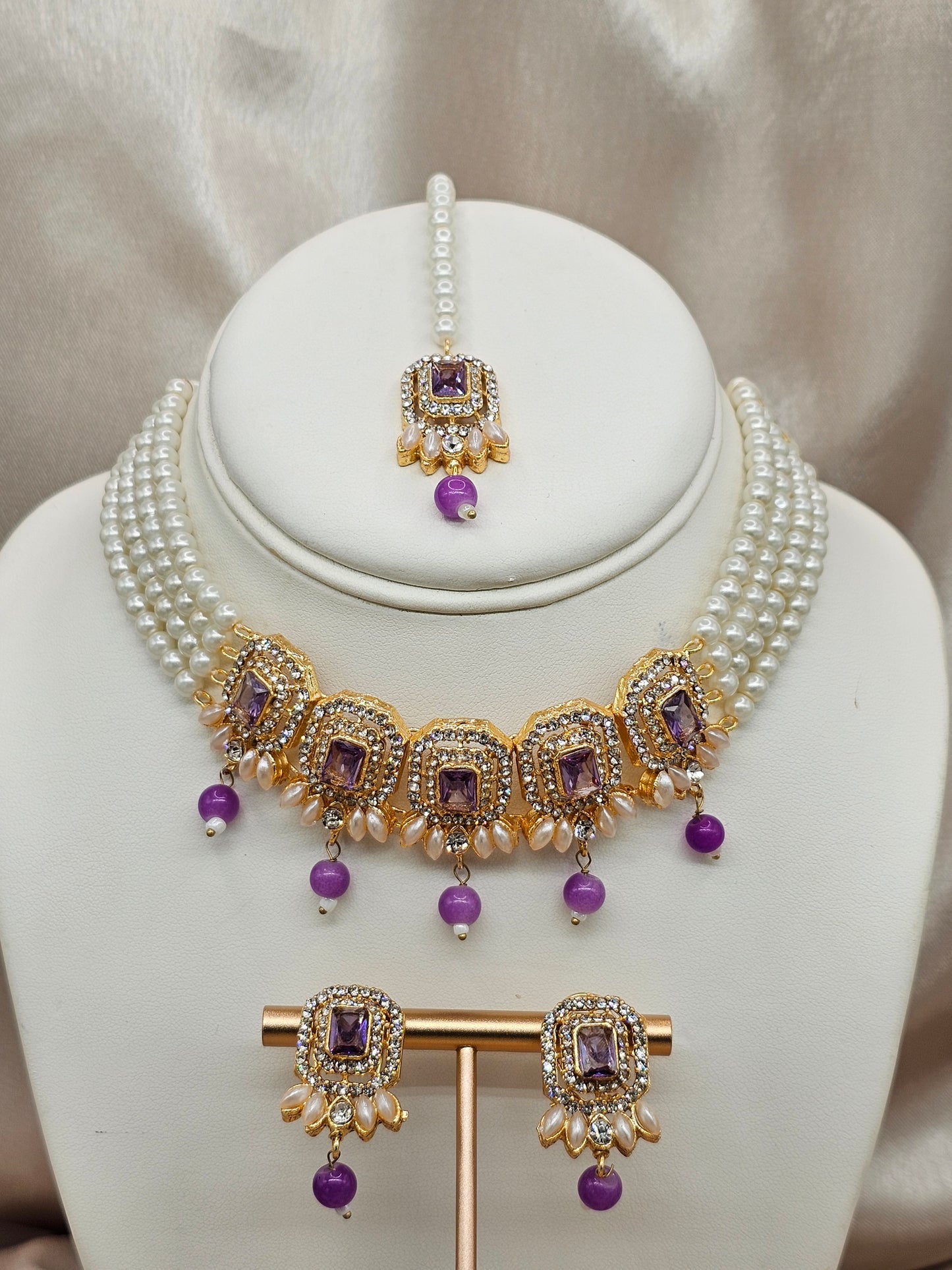 Purple Gem stone with Pearl set