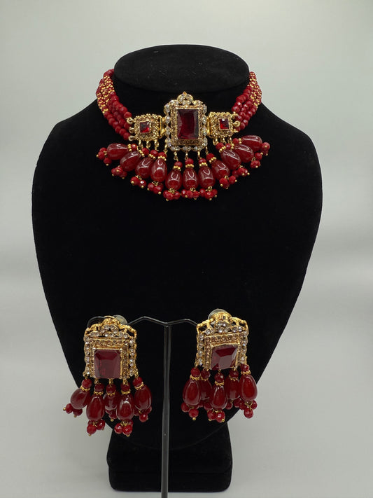 Luxurious Ruby Red Beaded Jewelry Set