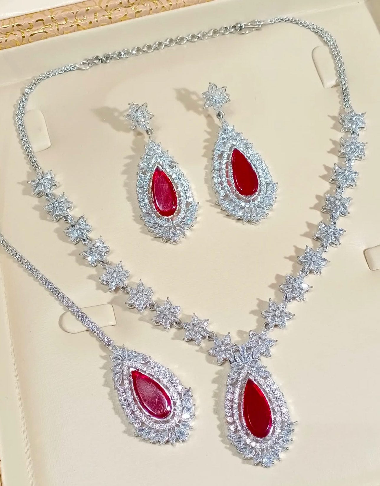 Jewelry Set- Red