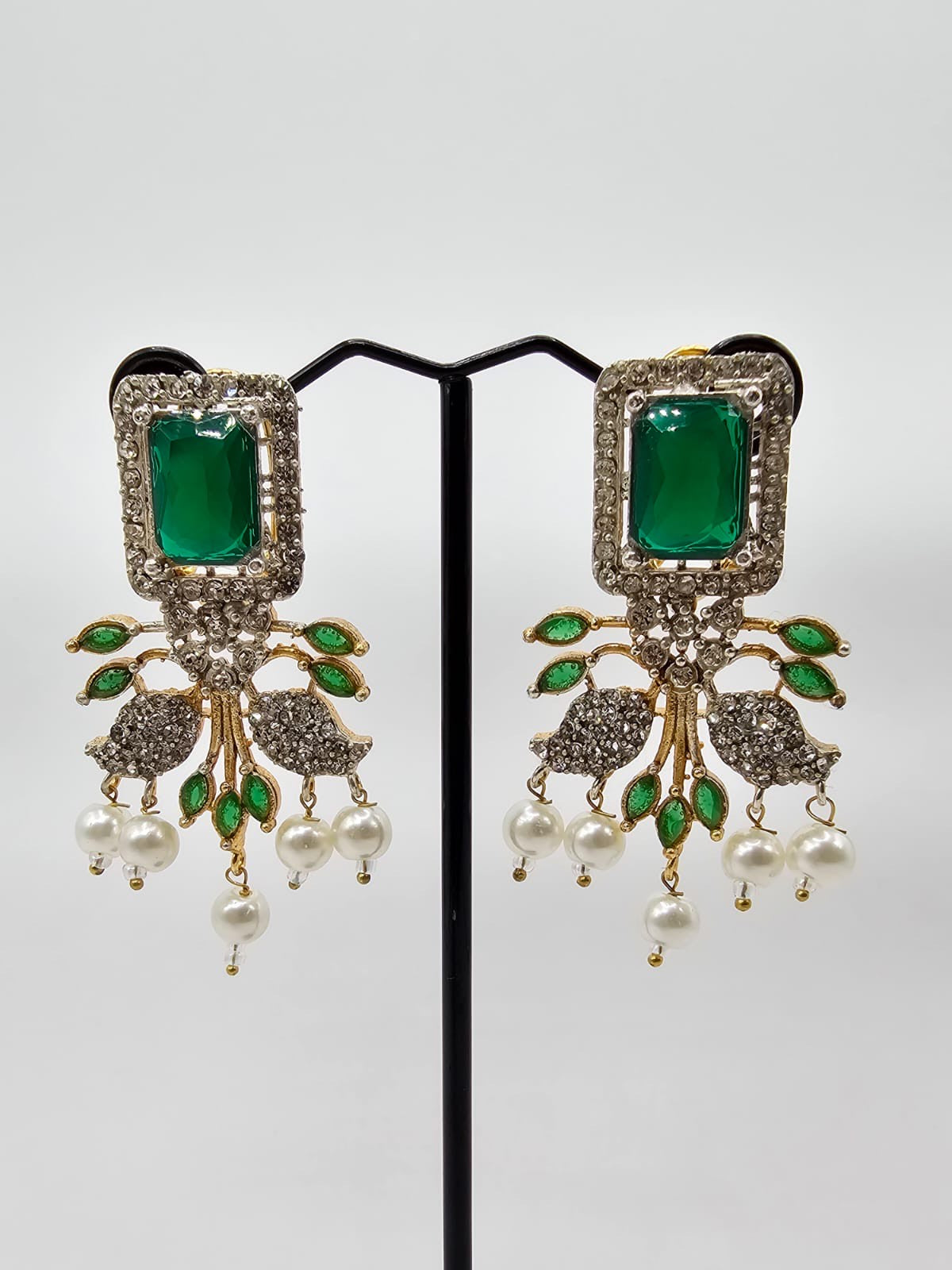 Exquisite Green & Gold Crystal Drop Earrings with Pearl Accents